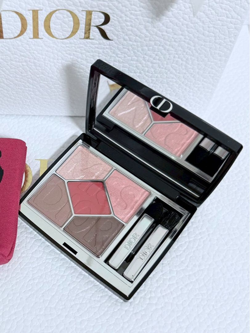 【新品未使用】ディオールショウ サンク クルール 862 ショッキングピンク