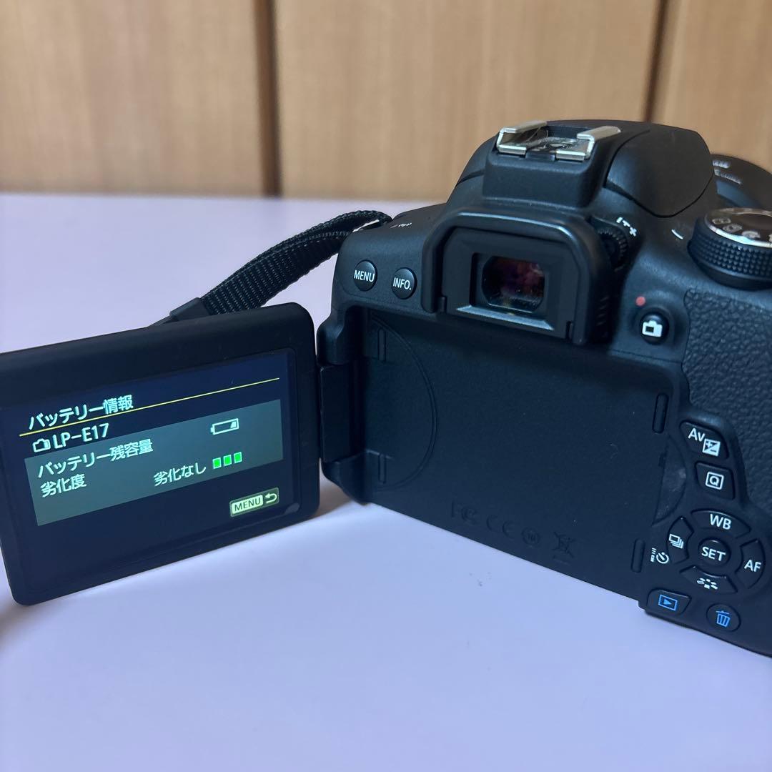 Canon EOS Kiss X8i キャノン デジタル一眼レフカメラ キット