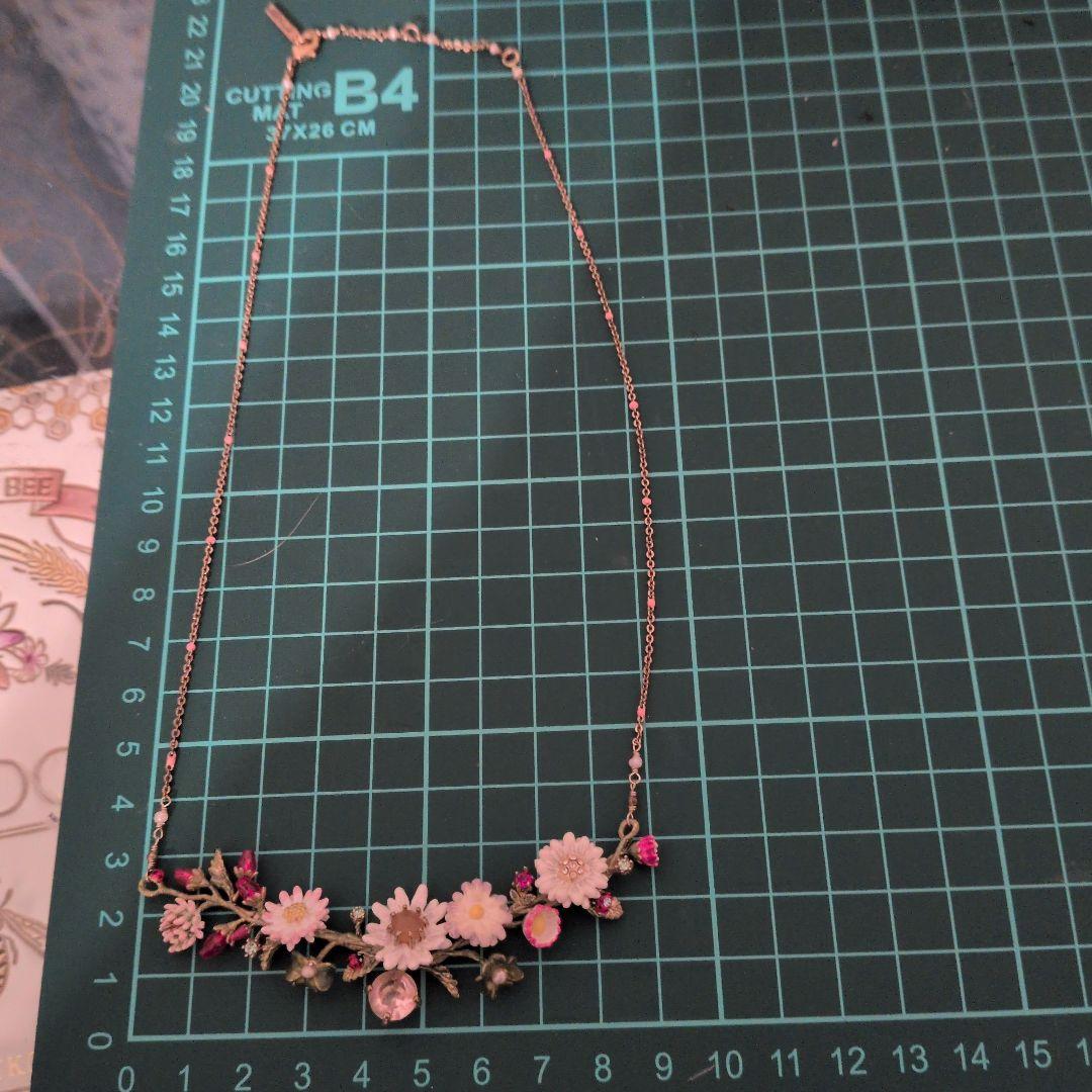 レネレイド【レア】デイジーモチーフ ネックレス