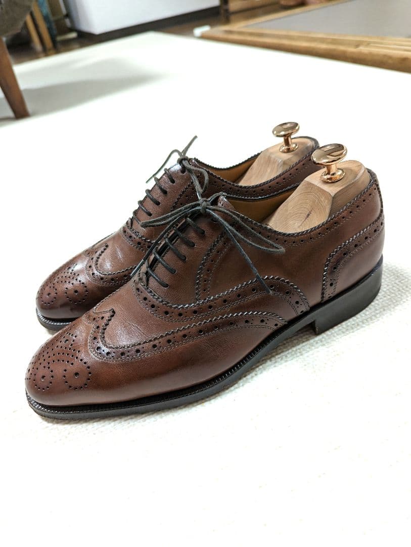 マンニーナ　MANNINA　革靴　ブラウン　ウイングチップ