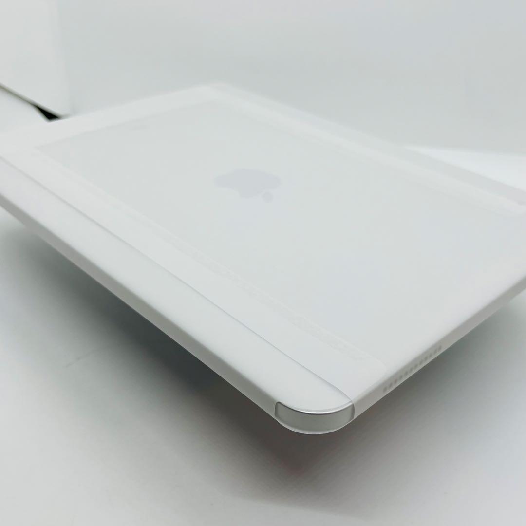 未使用　iPad 第10世代　64 GB Wi-Fi シルバー　本体