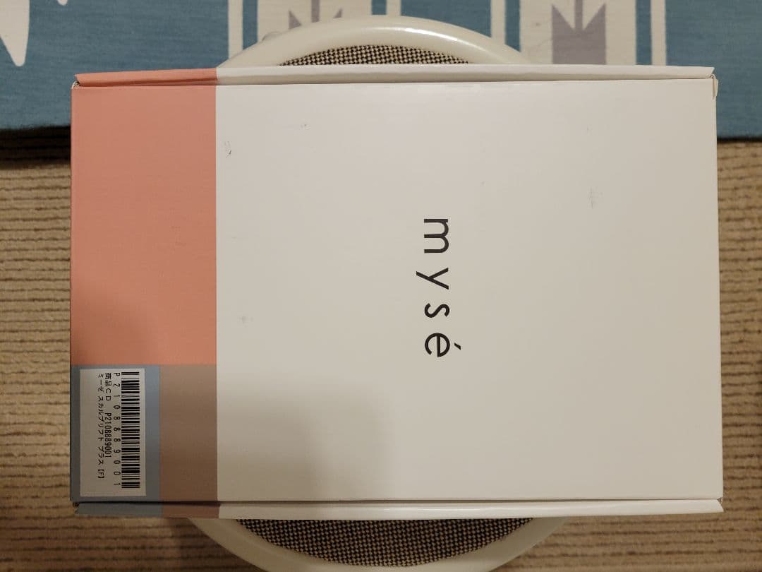 家庭用美容器ミーゼスカルプリフトプラスです。