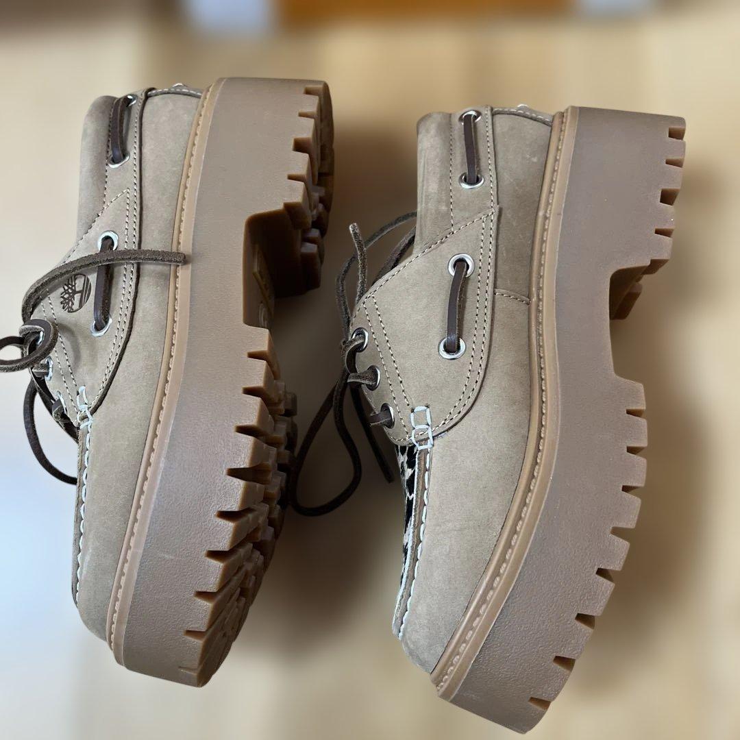 新品Timberlandティンバーランドヒョウ柄厚底ローファー 22.5