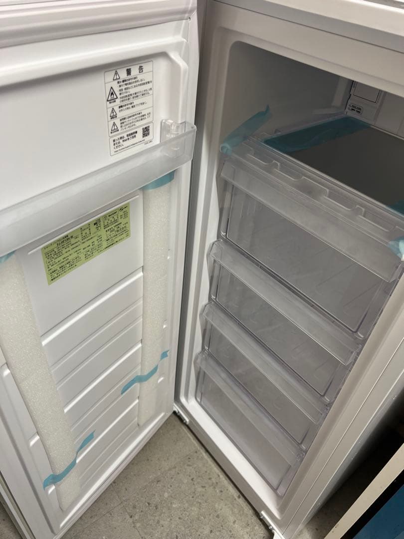 シャープ　冷凍庫　 小型　FJ-HF13H-W ロング保証付き