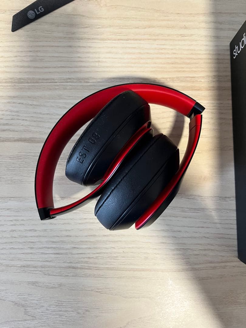 Beats Studio3 Wireless ヘッドフォン レッド 10年