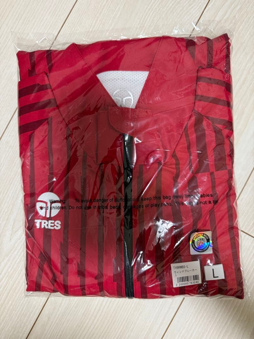 日本バレーボール協会　新レフェリーウェア