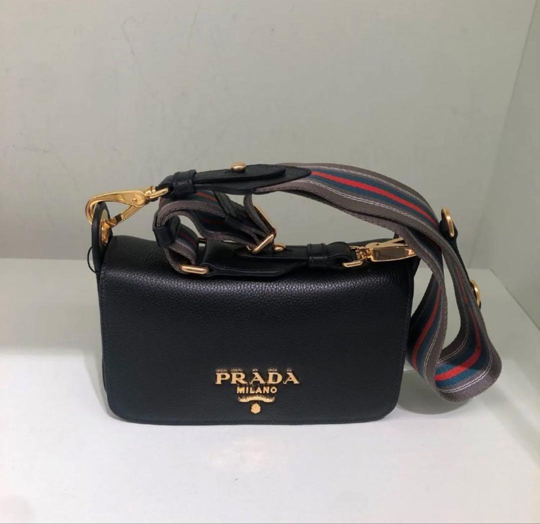 【新品・未使用品】プラダ　ショルダーバッグ　ストラップのみ販売　カナパPRADA