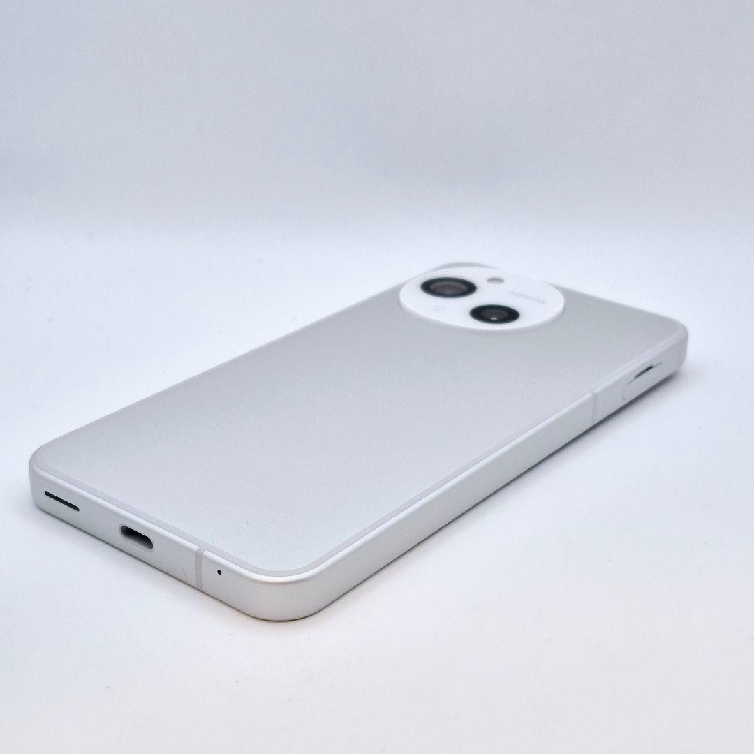 Aquos sense 9 docomo版 SIMフリー 新品同様