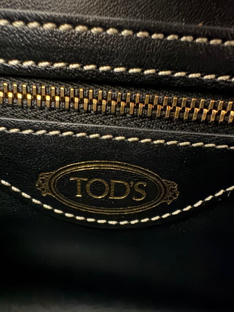 ｋ☆TOD'S タイムレスキャンパスハンドバッグ 黒/アイボリー