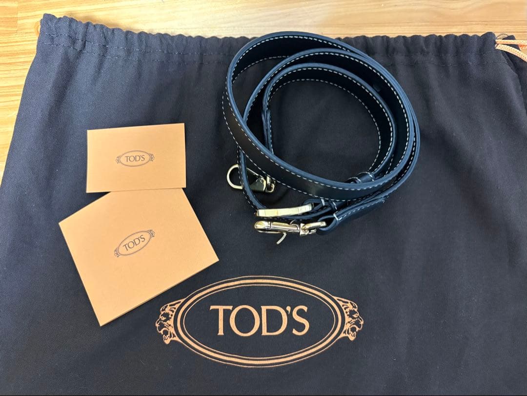 ｋ☆TOD'S タイムレスキャンパスハンドバッグ 黒/アイボリー