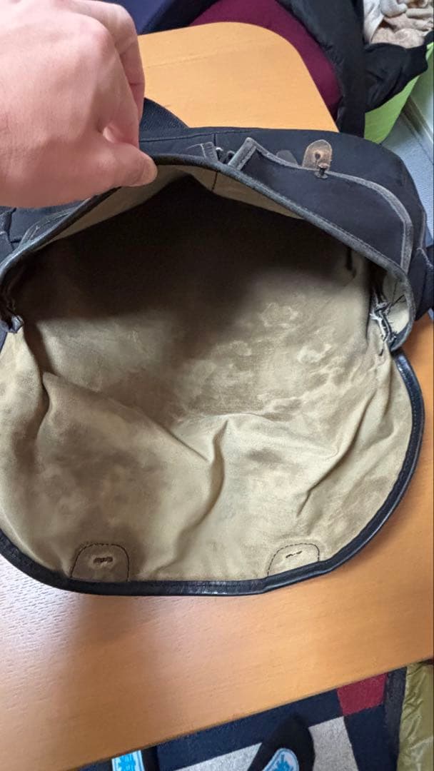 ブレディー　アリエルトラウト　ショルダーバッグ