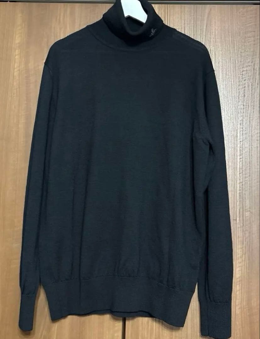 Vivienne Westwood MAN 黒のタートルネックセーター
