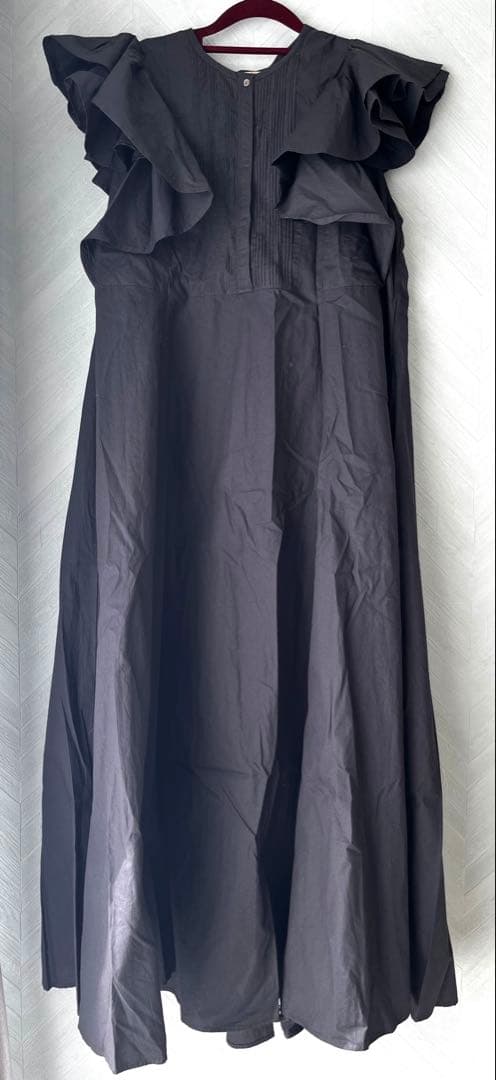 【新品タグ付き】カレンソロジー　ポプリンラッフルワンピース