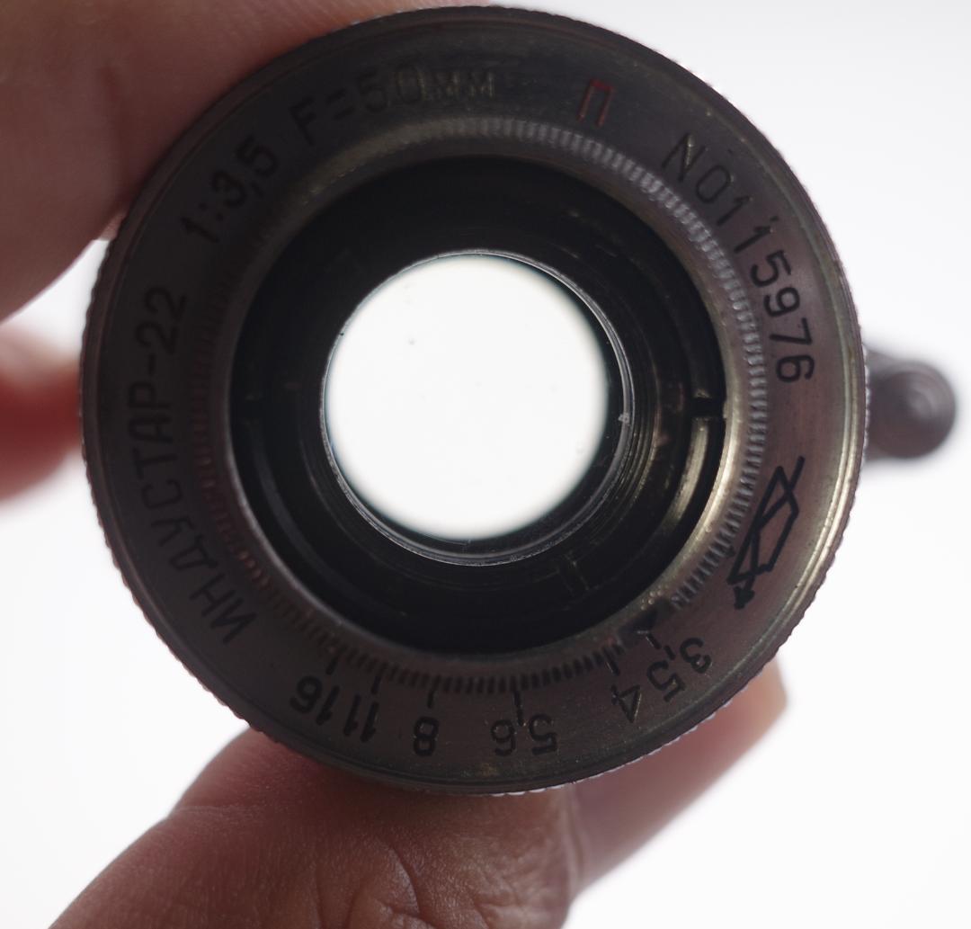 83　希少【RED P】　沈胴式オールドレンズ インダスター22　L39