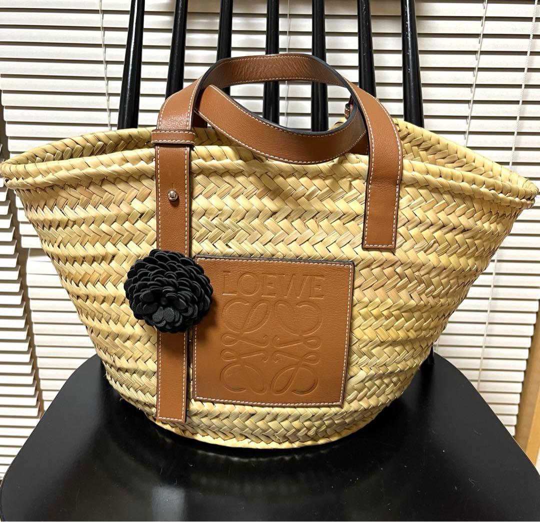 【Yuka Kaeです】　ロエベ　カゴバッグM お花チャーム付き