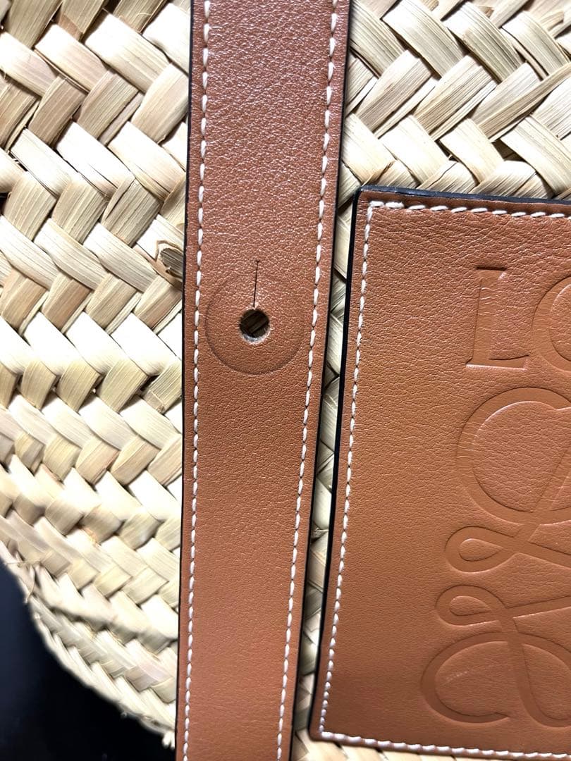 【Yuka Kaeです】　ロエベ　カゴバッグM お花チャーム付き