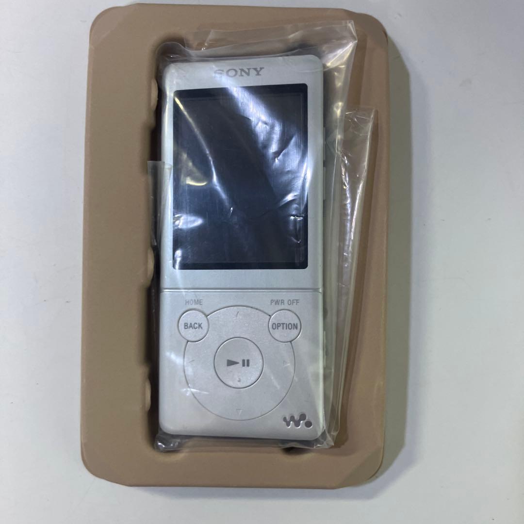 ほぼ未使用 SONY ウォークマン NW-S774K 完備品　ケース付き