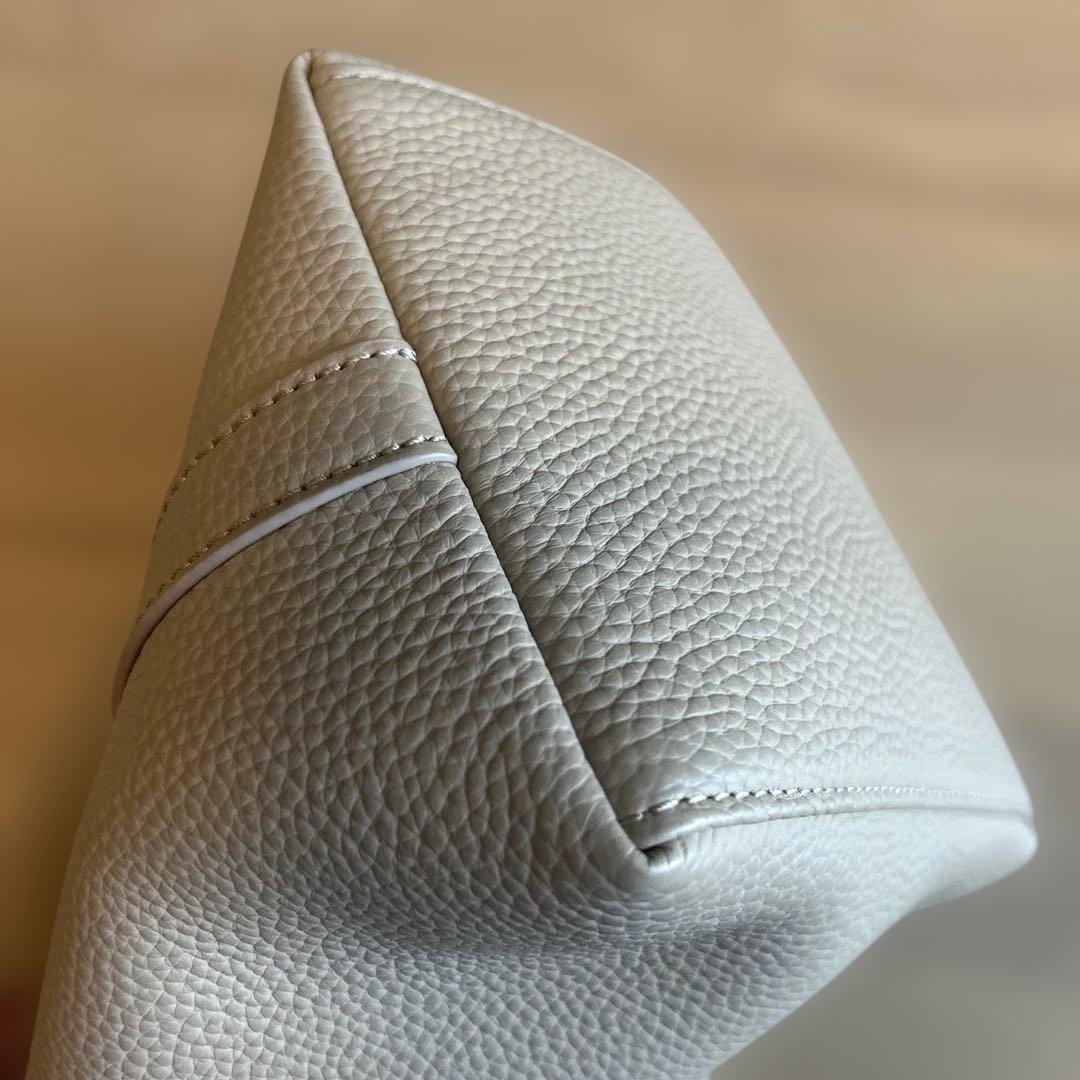 美品　vasic ボンドミニ　ベージュ