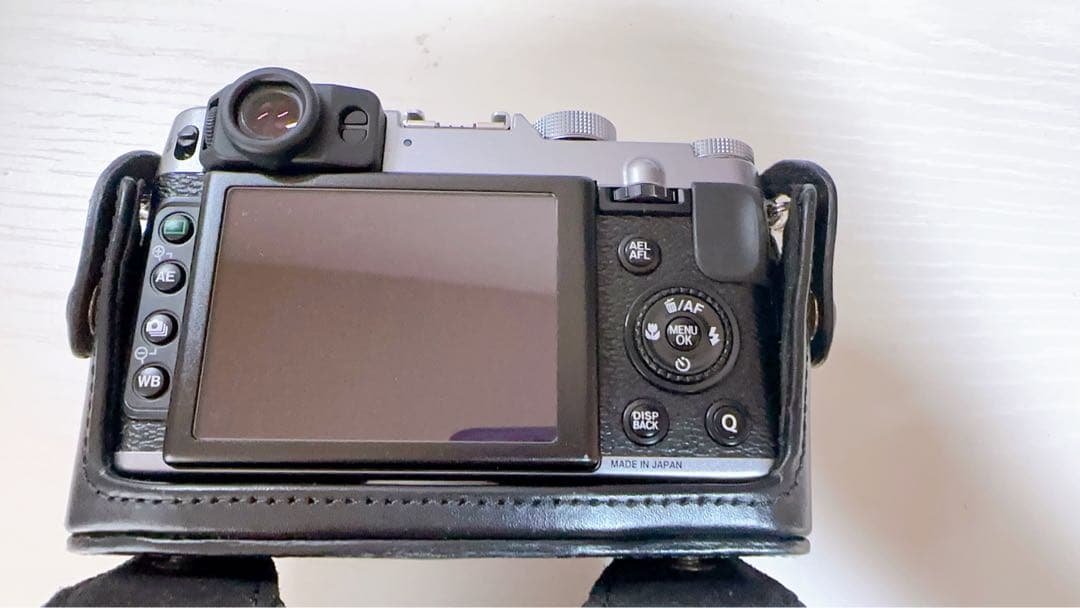富士フイルム X20