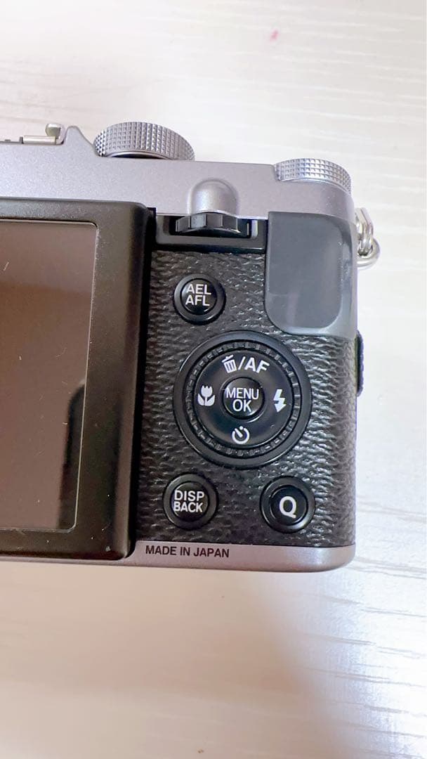 富士フイルム X20