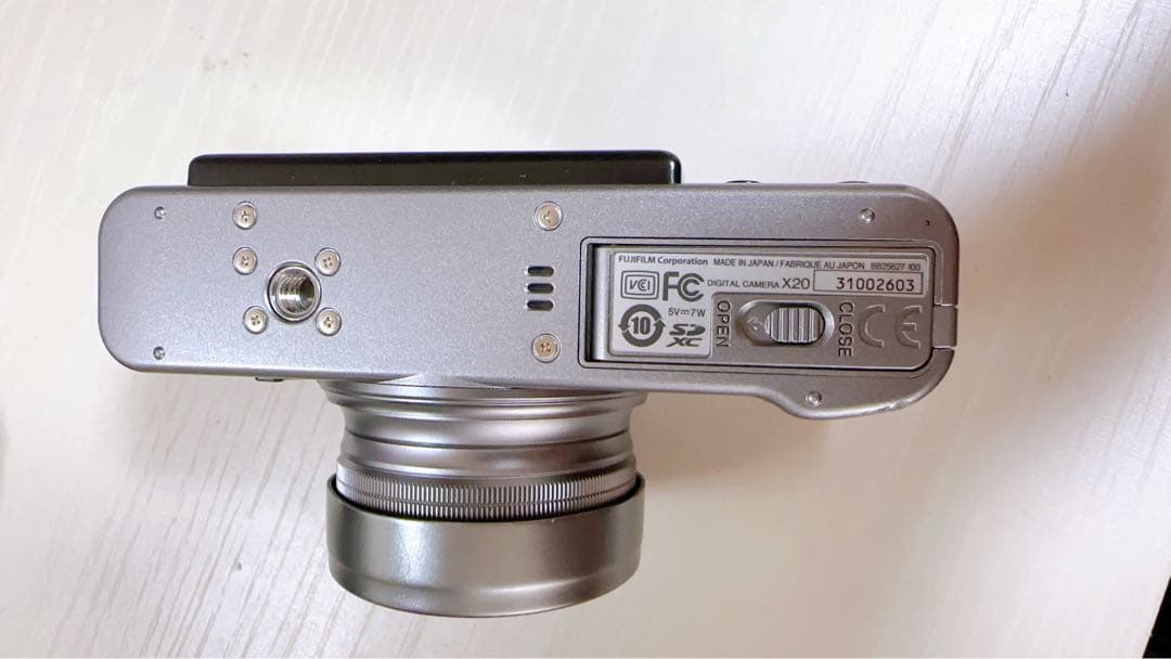 富士フイルム X20