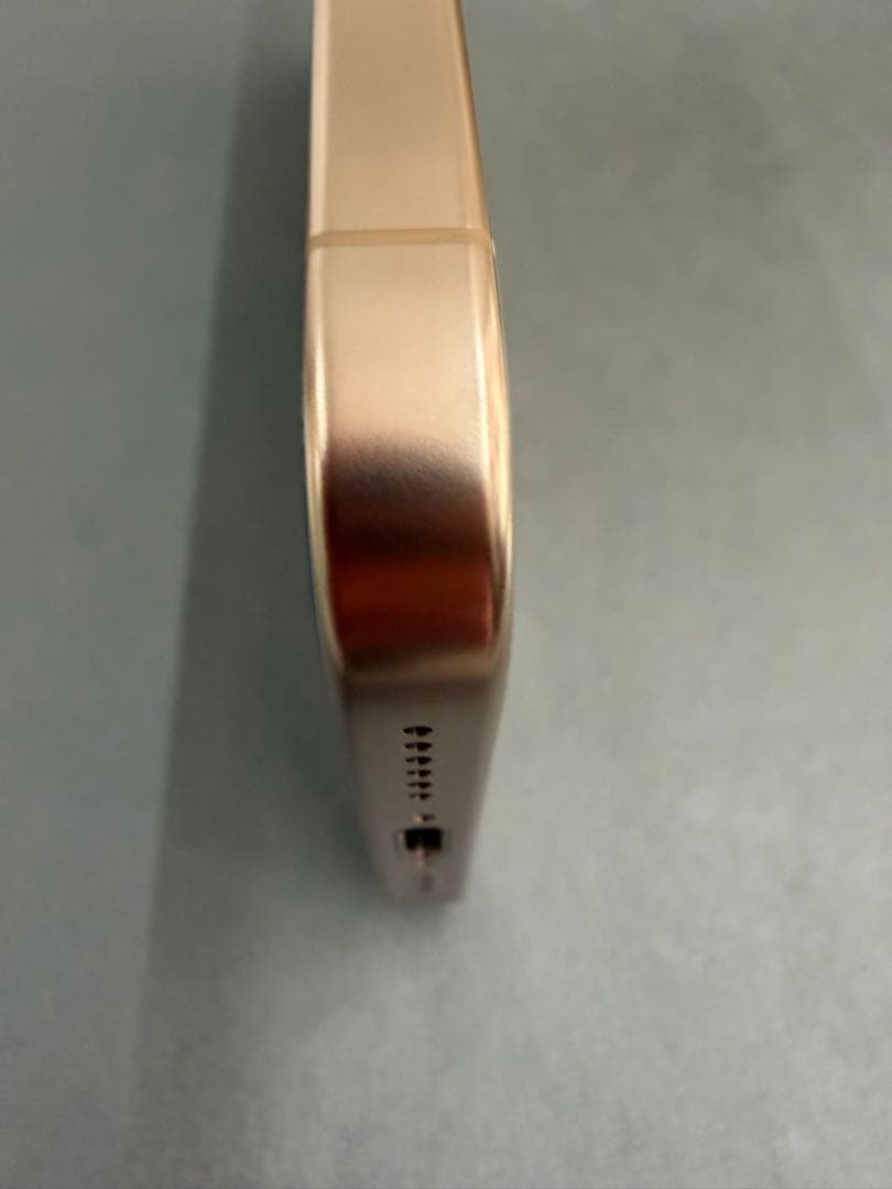 iPhone 16 Pro MAX 1TBデザートチタニウム バッテリー100%