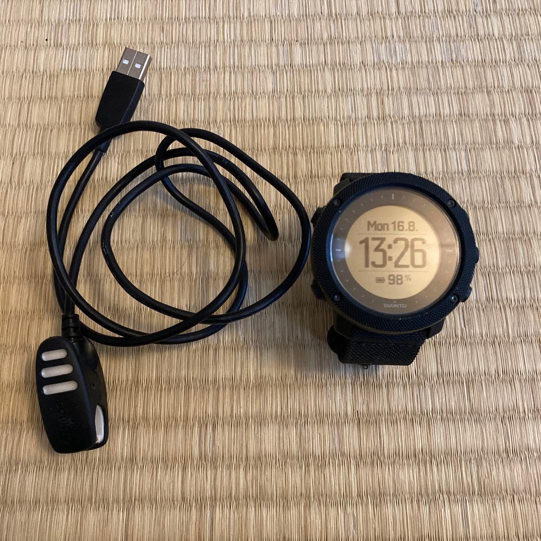 時計 suunto traverse alpha