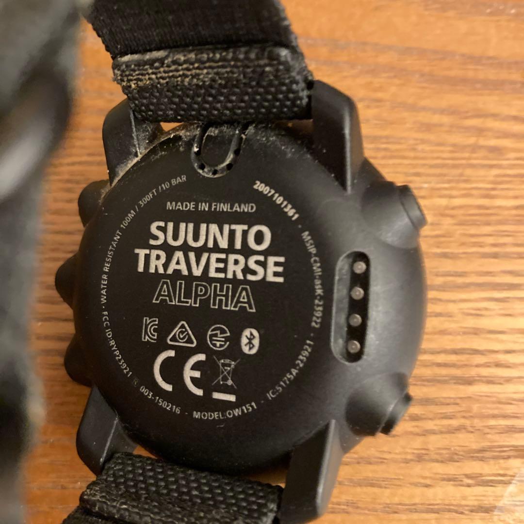 時計 suunto traverse alpha