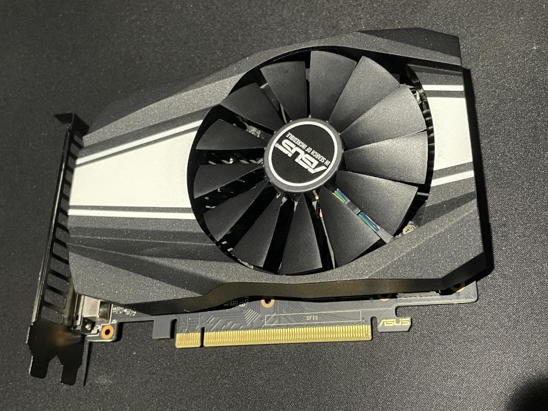 ゲーミングPC GALLERIA i7-9700 GTX1660 Super