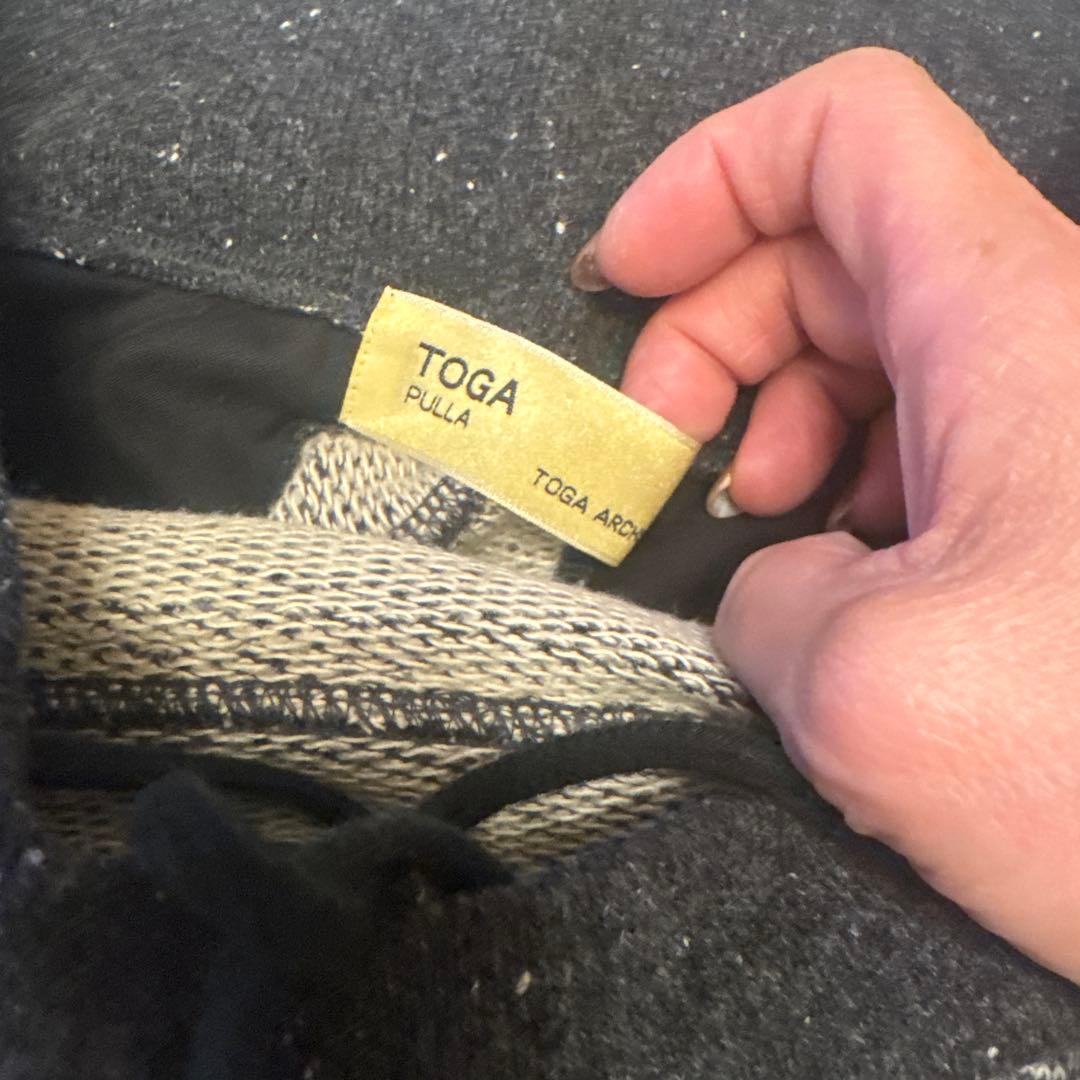 TOGA PULLA フード付きジャンパーとパンツセット　2