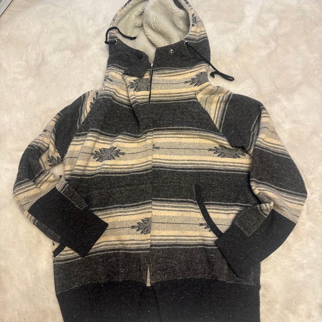 TOGA PULLA フード付きジャンパーとパンツセット　2