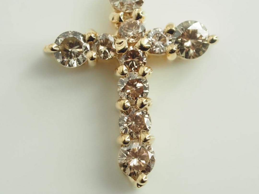 0.50ct！クロス　十字架　K18YG 天然ダイヤモンドペンダントトップ