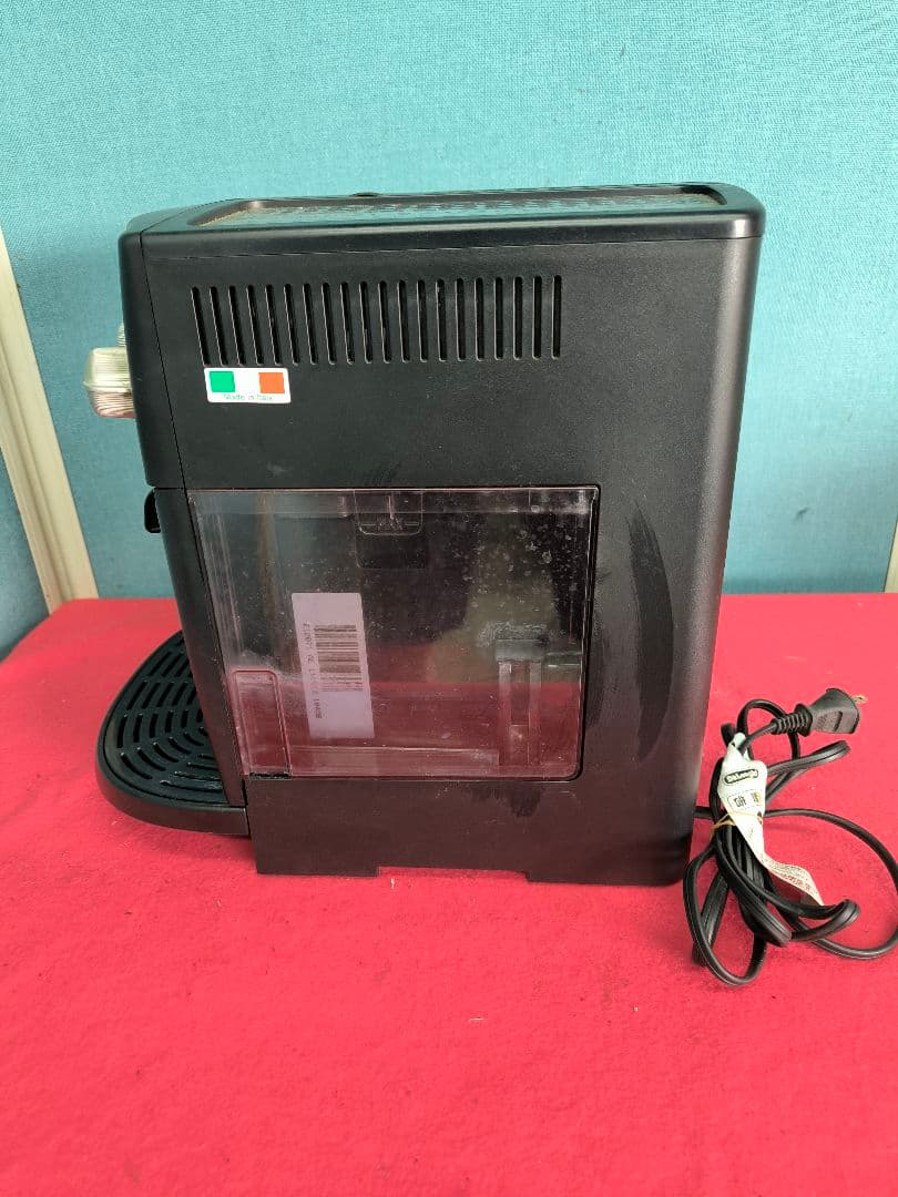 2021年製デロンギ 全自動コーヒーマシン/エスプレッソ 　ESAM1000SJ