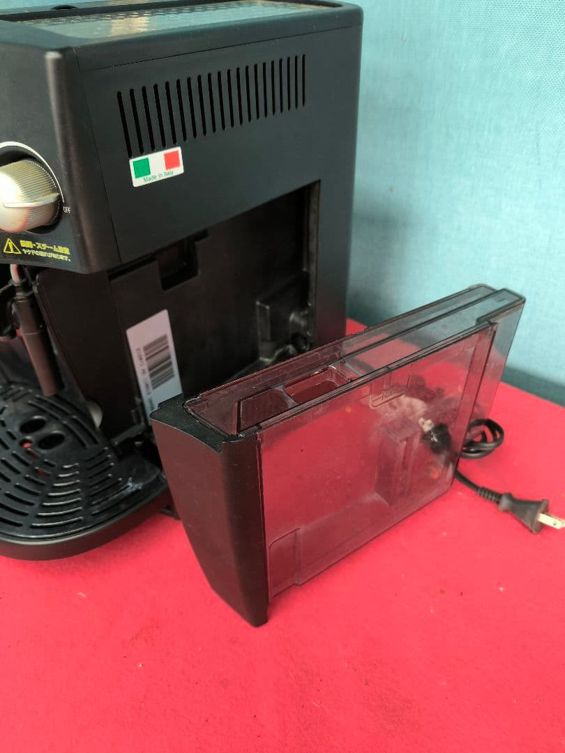 2021年製デロンギ 全自動コーヒーマシン/エスプレッソ 　ESAM1000SJ