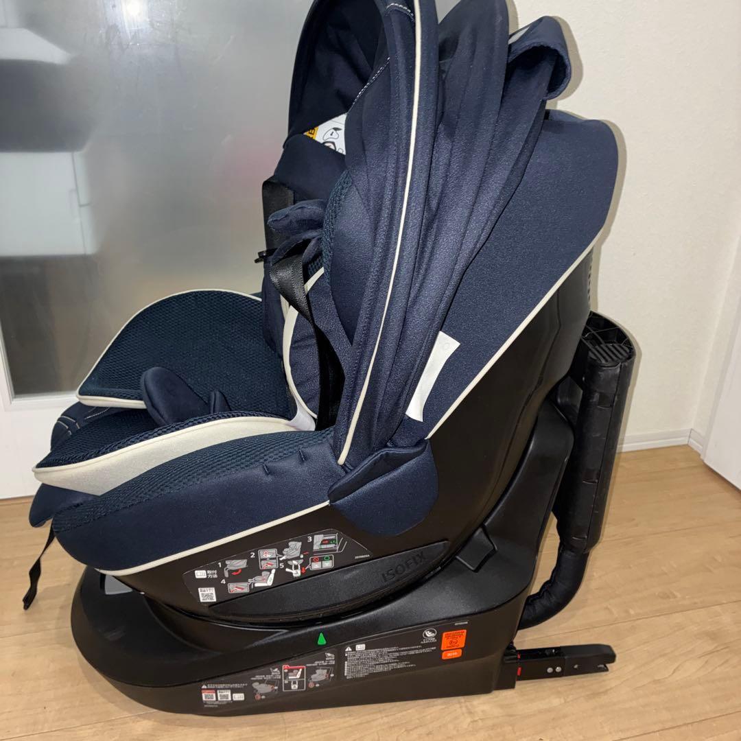 美品　エールべべ クルット5i グランス ISOFIX ネイビー 360°