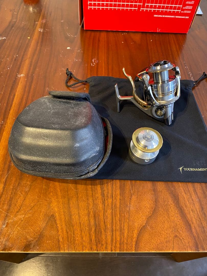 ダイワ　トーナメントISO Ｚ4000LBD