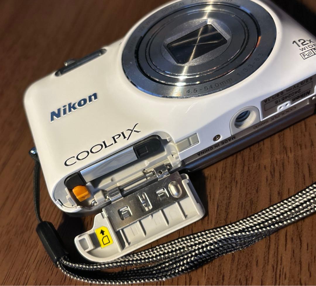 美品Nikon COOLPIX S6600 動作未確認