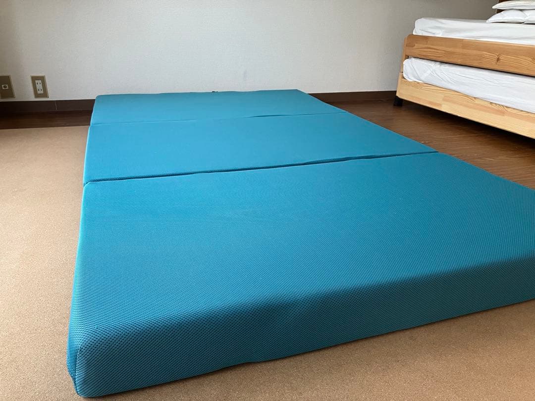 マニフレックス メッシュウィング　セミダブル 美品　オーダーシーツ付き