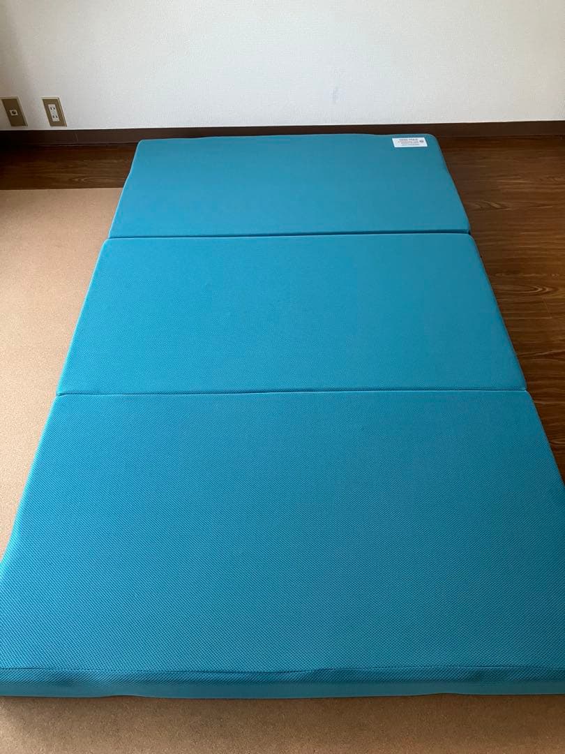 マニフレックス メッシュウィング　セミダブル 美品　オーダーシーツ付き