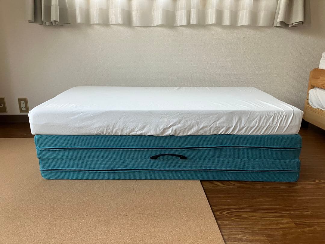 マニフレックス メッシュウィング　セミダブル 美品　オーダーシーツ付き