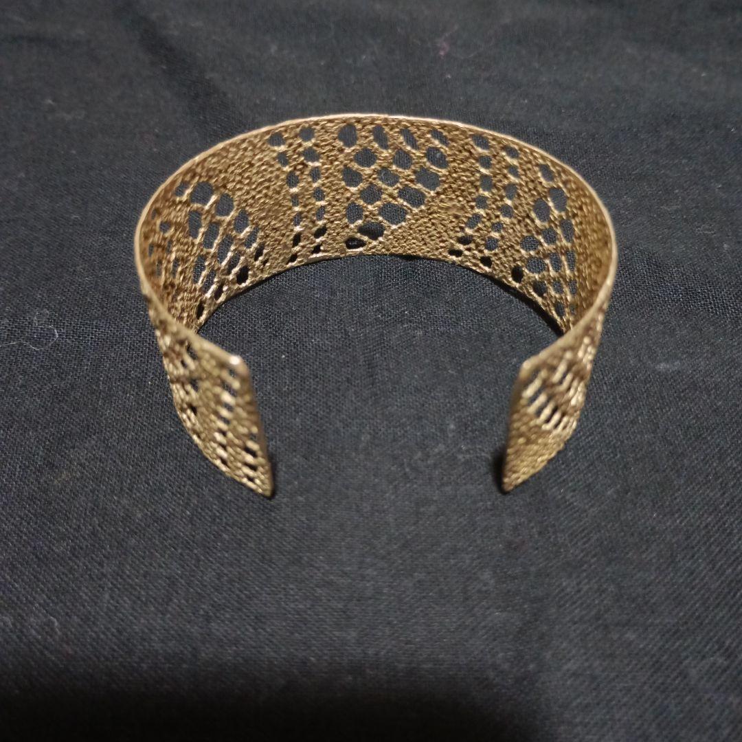 MAISON RUBAS. ゴールドレースバングル