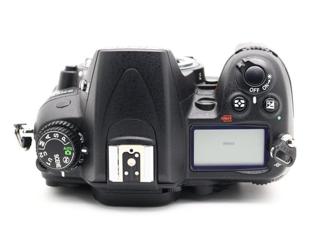 ■完動品 Nikon D7000 デジタル一眼レフ　ショット数12669