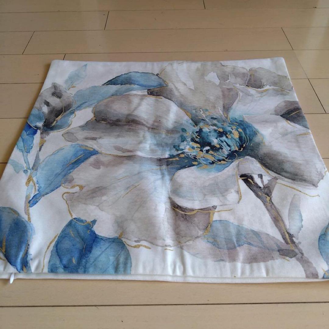210系  ⭐️ 6枚セット ⭐︎ 白い 花柄 クッションカバー 水彩画風