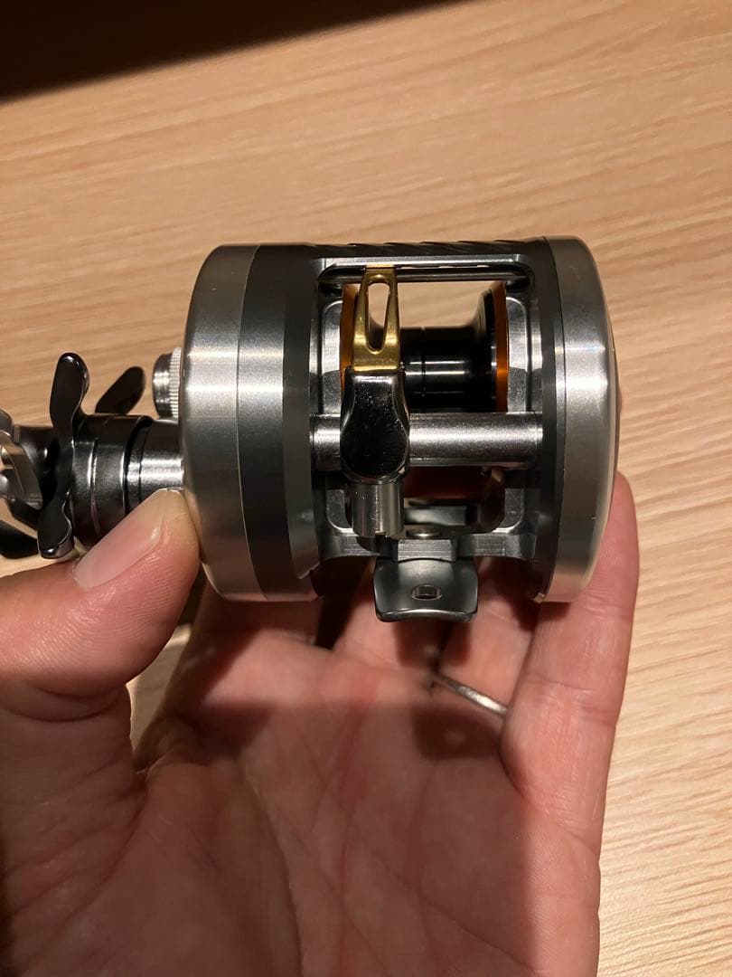 （美品）ダイワ ミリオネアctsv 70SH