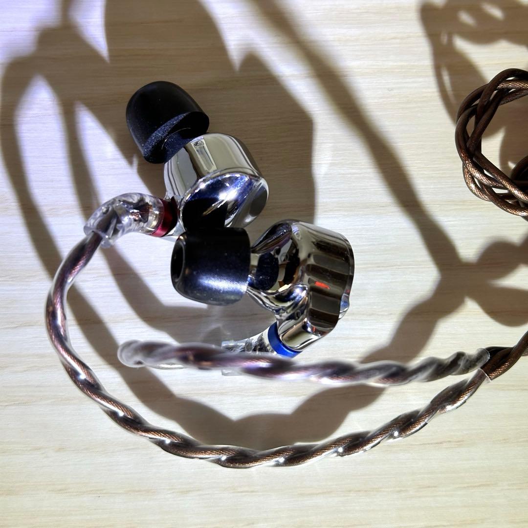 イヤホン FiiO FD15