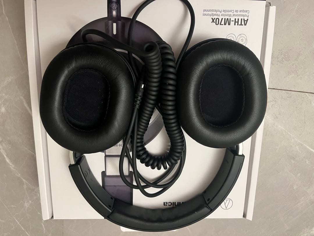 【極美品】オーディオテクニカ ATH-M70x モニターヘッドホン