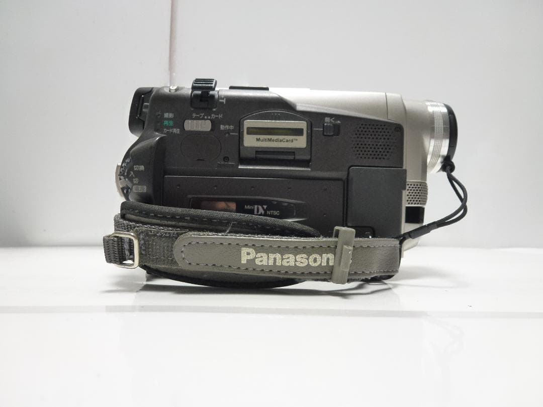 希少　動作品　Mini DV　パナソニックビデオカメラ　NV-DS200　大人気