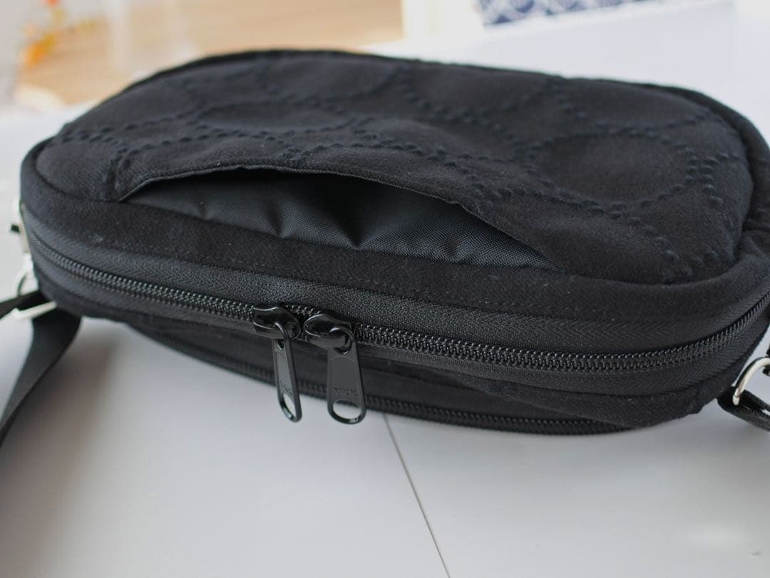 ミナペルホネン　dopタンバリンのカンガルーバッグ