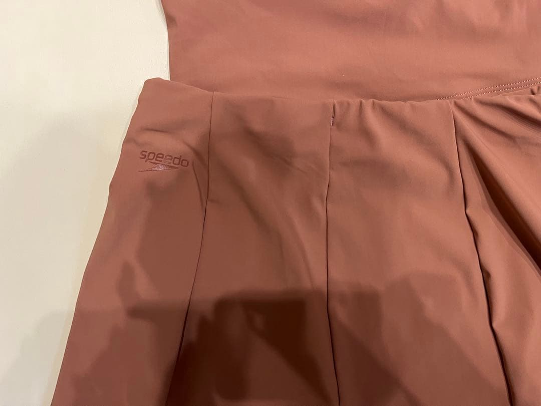 (新品未使用タグ付き)Speedo 水着上下セット　Sサイズ