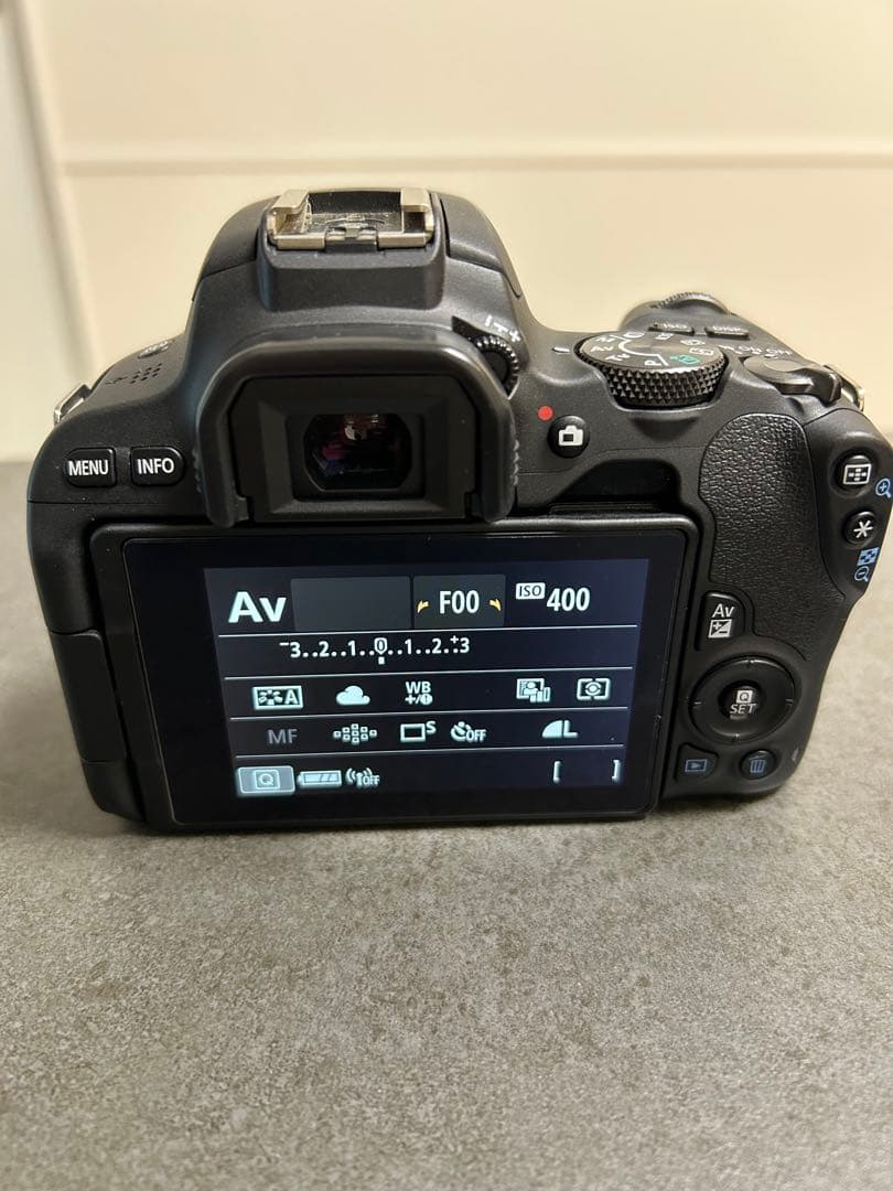 Canon EOS Kiss X9 ダブルレンズキット